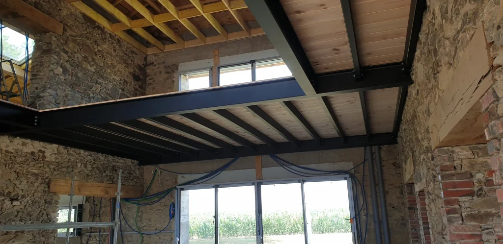 Réalisation aménagement intérieur, JMCO, menuisier à Rochetrejoux